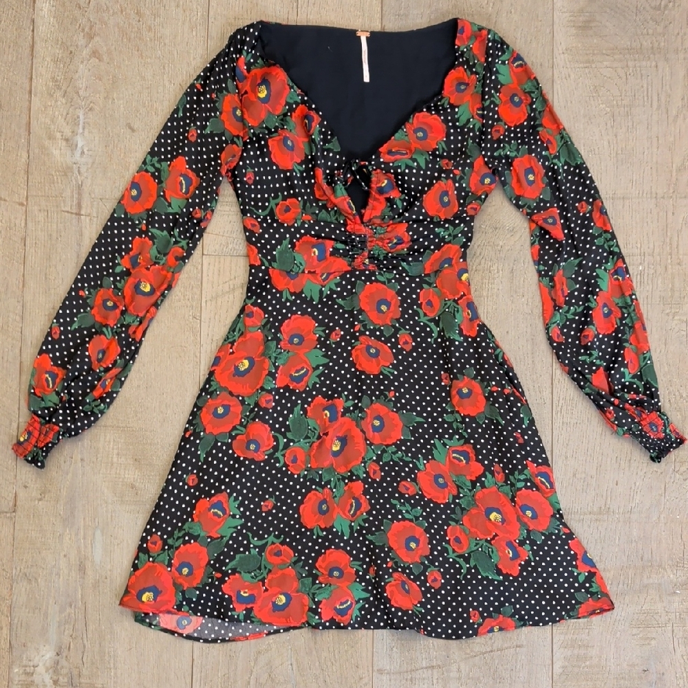 Black Floral Long-Sleeve V-Neck Mini Dress with Red Poppies
